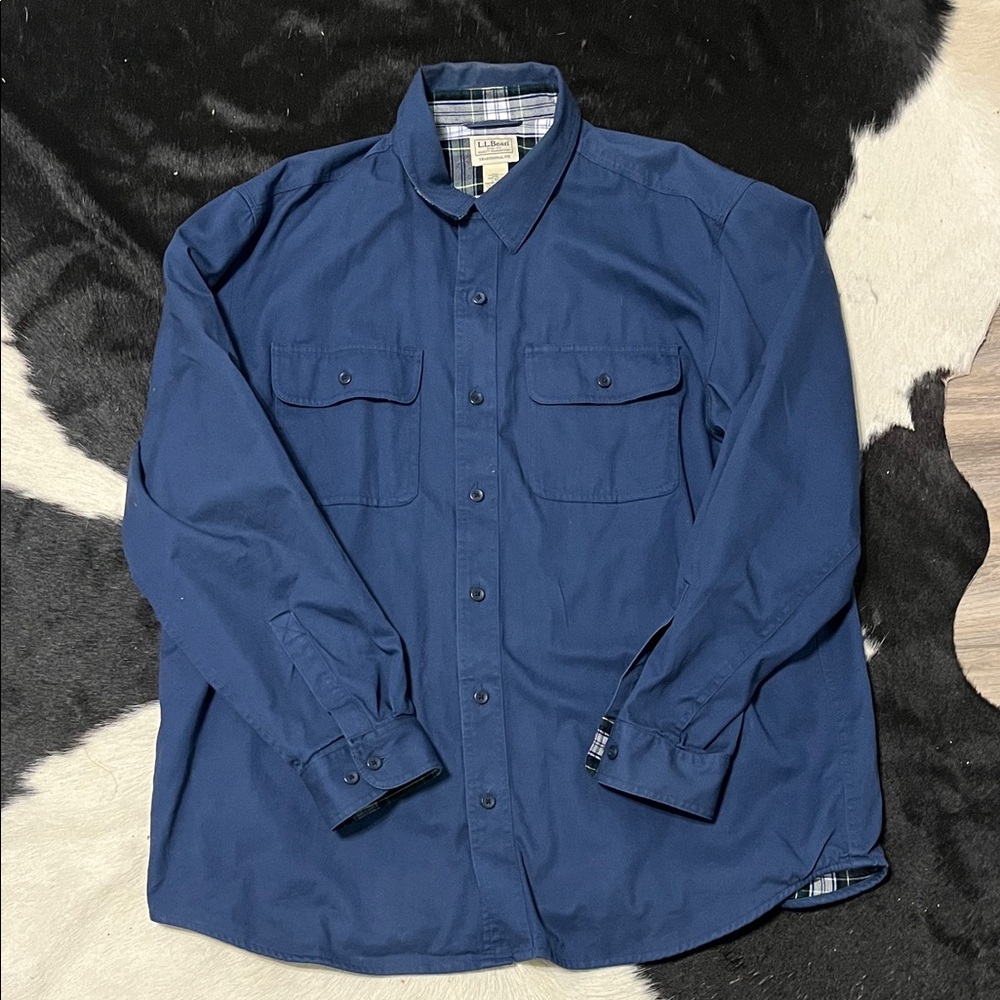 L.L. Bean Men's Navy Button Down Shirt